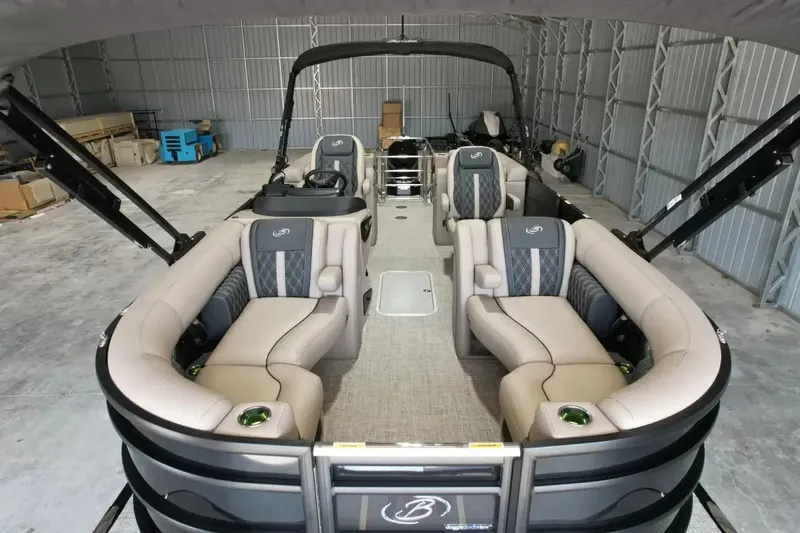 Slide: The Image of Barletta Lusso 23QCSS 2027 - 22