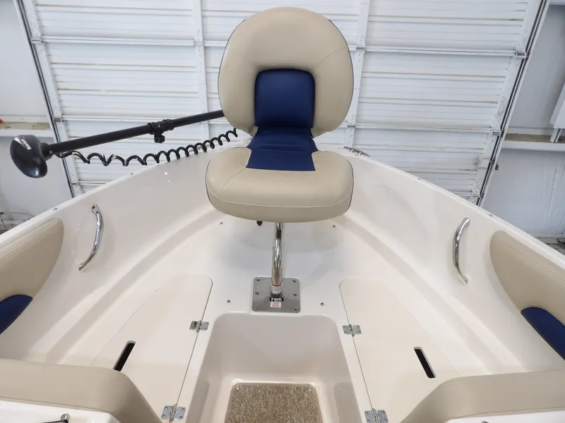 Slide: The Image of Chaparral 19 H20 F&S 2015 - 20