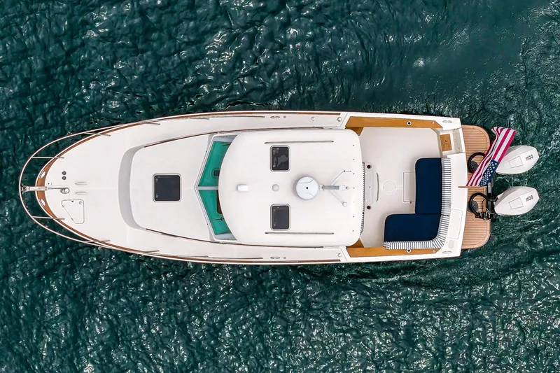 Slide: The Image of Aerial view of 2020 Hunt Yachts Surfhunter 32 on water. - 13