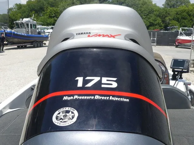 Slide: The Image of Ranger 185 VS 2002 - 5