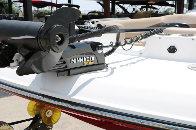 Slide: The Image of 2022 Hurricane SunDeck Sport 201 IO with Minn Kota Terrova trolling motor. - 11
