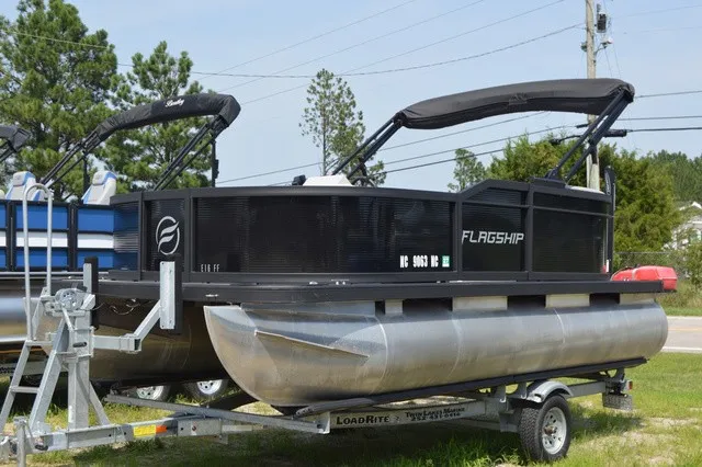 The Image of Flagship Endurance 16 Front Fish 2024 - 1