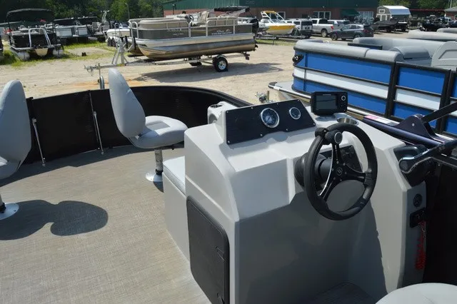 Slide: The Image of Flagship Endurance 16 Front Fish 2024 - 17