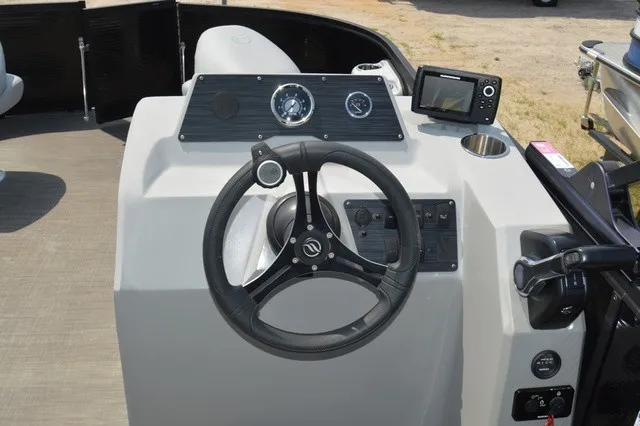 Slide: The Image of Flagship Endurance 16 Front Fish 2024 - 8
