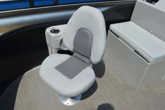 Slide: The Image of Flagship Endurance 16 Front Fish 2024 - 9
