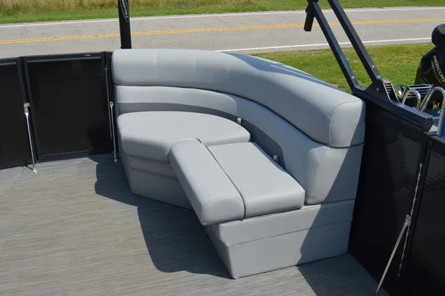 Slide: The Image of Flagship Endurance 16 Front Fish 2024 - 3