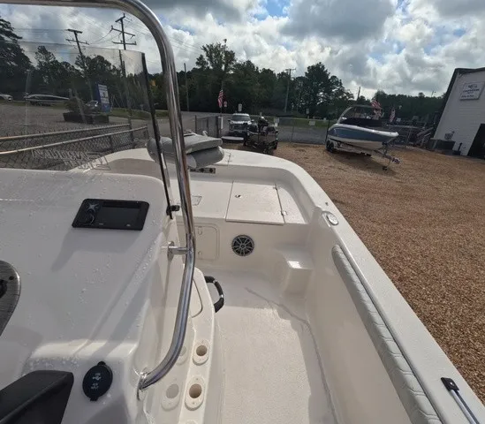 Slide: The Image of Carolina LS Series 19LS Trailer included 2027 - 16