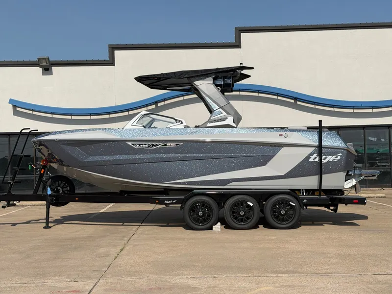 The Image of Tigé Ultré 23ZX 2027 - 1