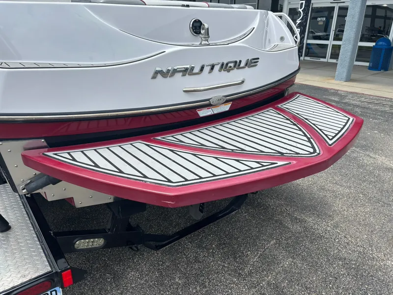 Slide: The Image of Nautique Super Air Nautique 210 2013 - 15