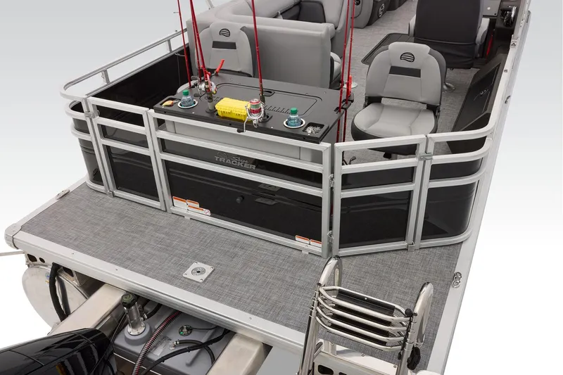 Slide: The Image of Sun Tracker Sportfish 24 XP3 2026 - 93
