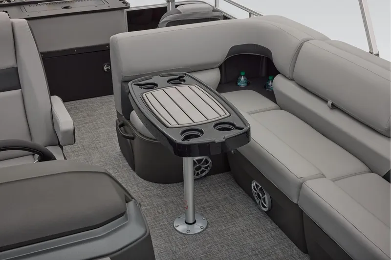 Slide: The Image of Sun Tracker Sportfish 24 XP3 2026 - 80