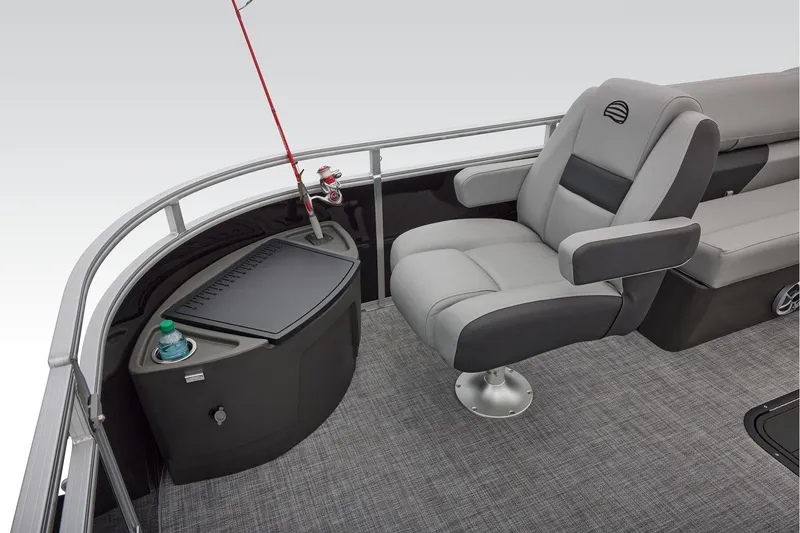 Slide: The Image of Sun Tracker Sportfish 24 XP3 2026 - 59
