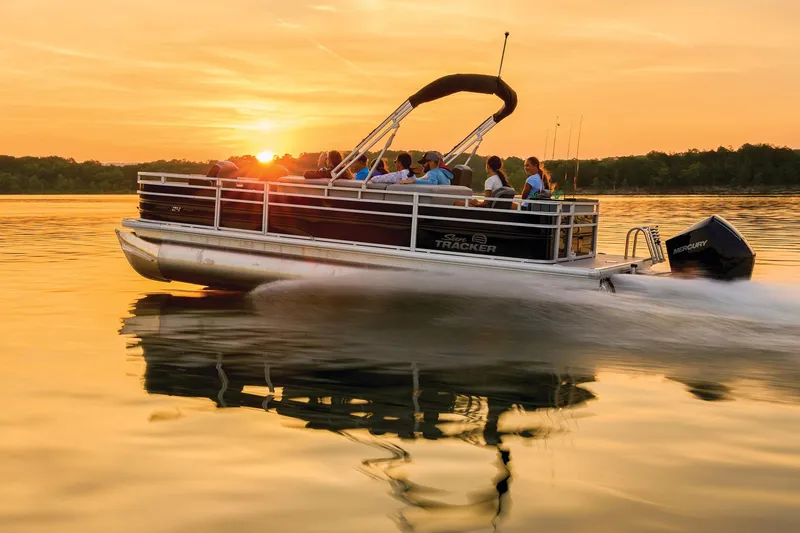 Slide: The Image of Sun Tracker Sportfish 24 XP3 2026 - 15