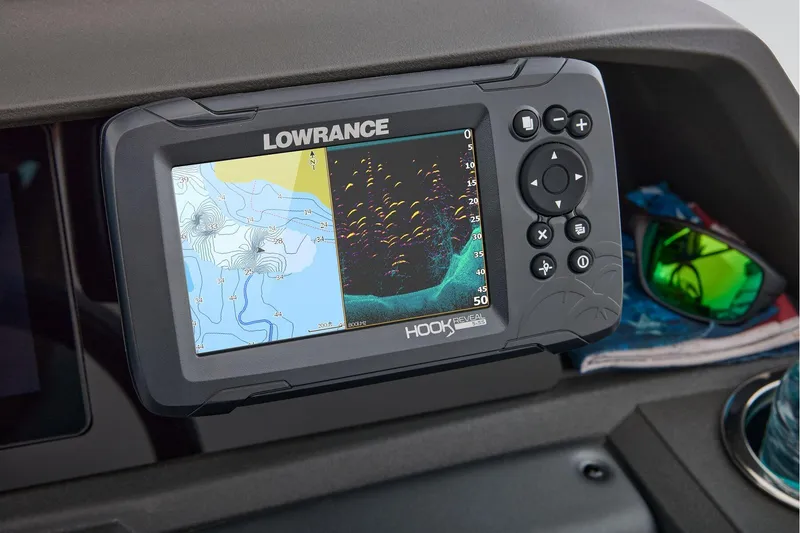 Slide: The Image of Sun Tracker SportFish 22 DLX 2026 - 39