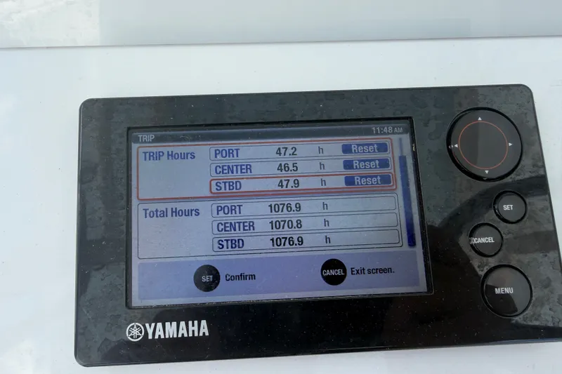 Slide: The Image of Yamaha display showing trip and total engine hours for Invincible 36 Open Fisherman, 2019 model. - 8