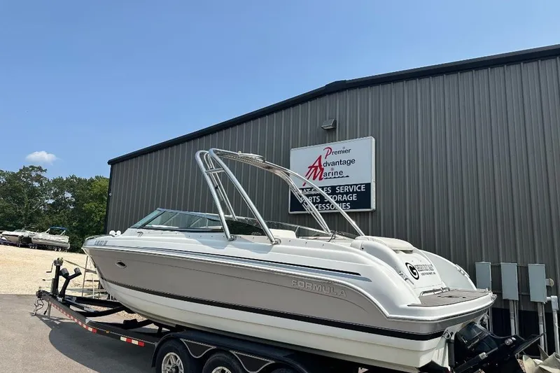 Slide: The Image of 2004 Formula 260 Bowrider boat on trailer at Premier Advantage Marine. - 1
