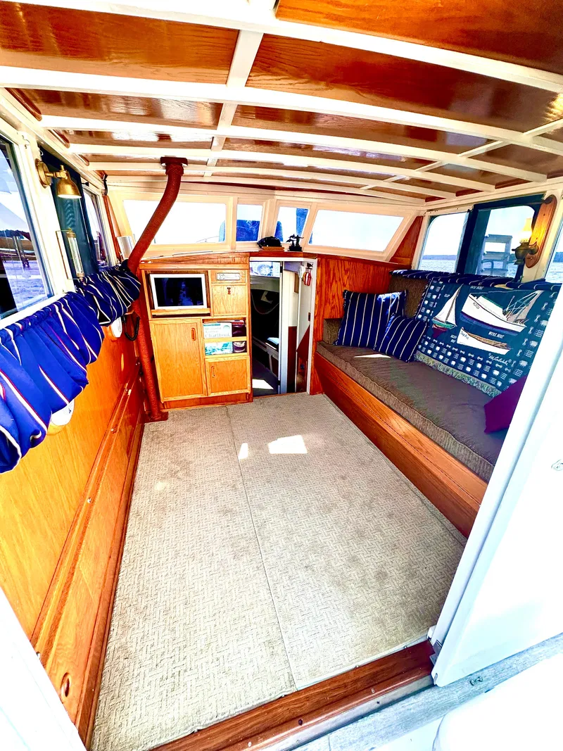 Slide: The Image of Cabin/Salon - 9