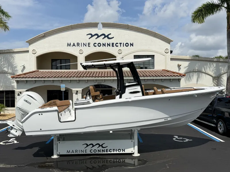 Slide: The Image of Sea Hunt Ultra 255SE 2027 - 2