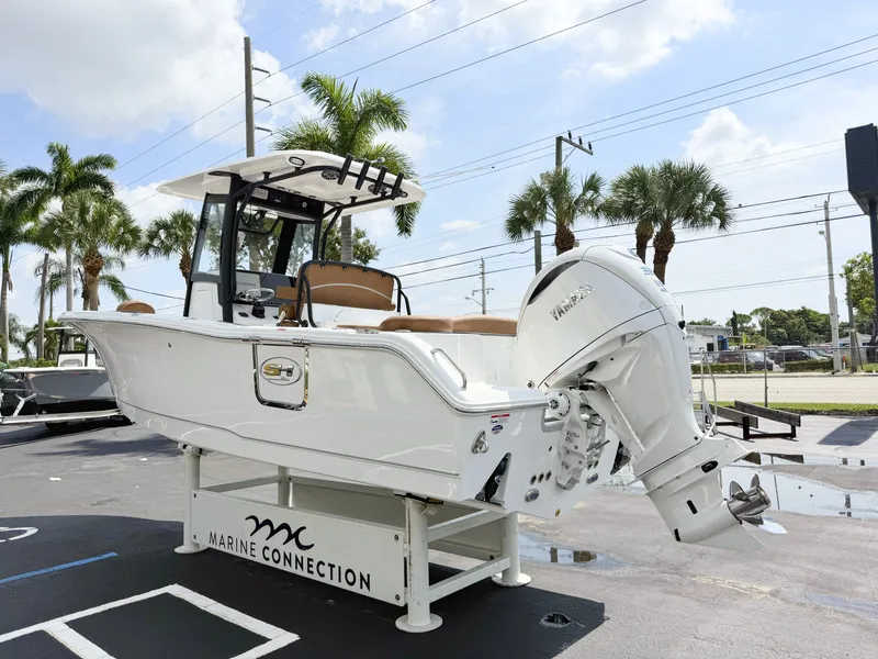 Slide: The Image of Sea Hunt Ultra 255SE 2027 - 9