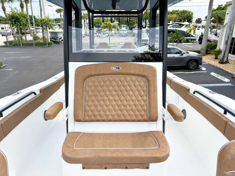 Slide: The Image of Sea Hunt Ultra 285SE 2027 - 38