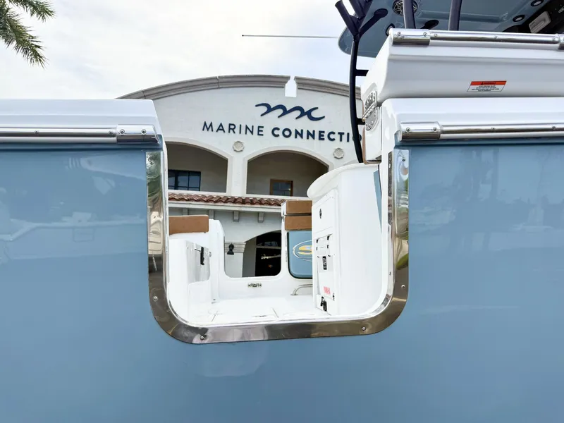 Slide: The Image of Sea Hunt Ultra 285SE 2027 - 22
