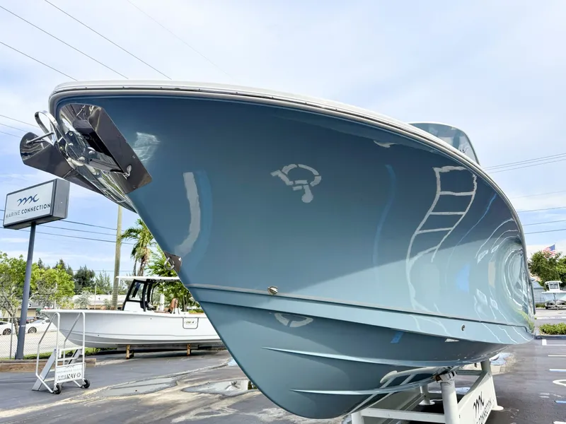 Slide: The Image of Sea Hunt Ultra 285SE 2027 - 6