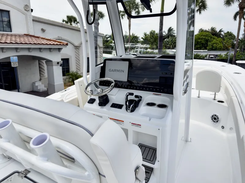 Slide: The Image of Sea Hunt Gamefish 27FS 2027 - 23