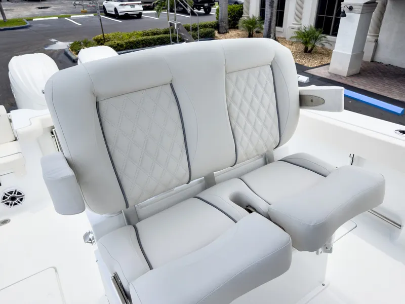 Slide: The Image of Sea Hunt Gamefish 27FS 2027 - 25