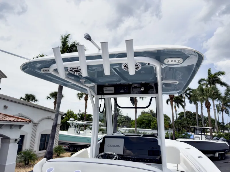 Slide: The Image of Sea Hunt Gamefish 27FS 2027 - 17