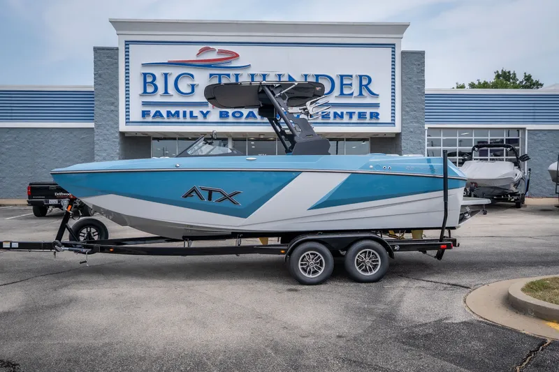 Slide: The Image of 2026 ATX Surf Boats 22 Type-S displayed at Big Thunder Family Boat Center. - 40
