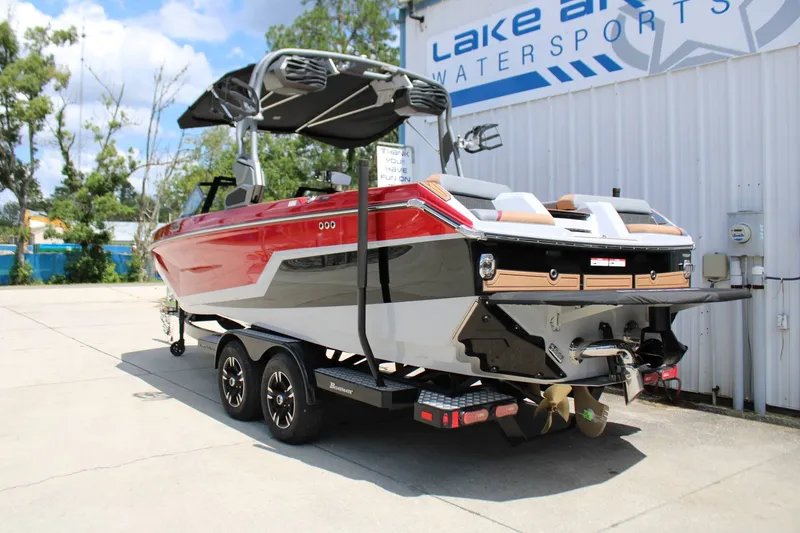 Slide: The Image of Nautique Super Air Nautique GS22 2026 - 25