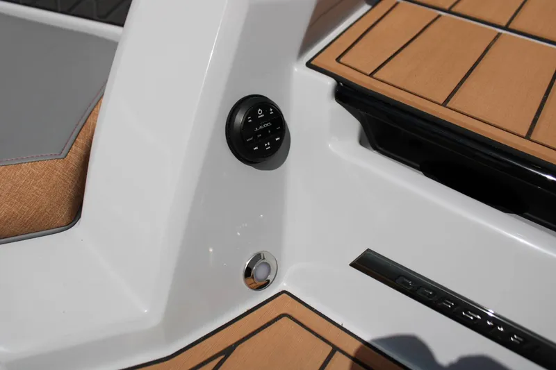 Slide: The Image of Nautique Super Air Nautique GS22 2026 - 22