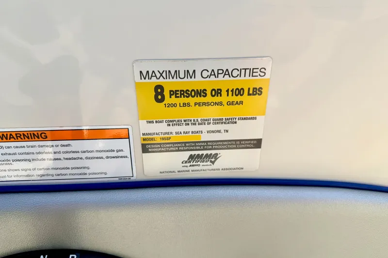 Slide: The Image of 2008 Sea Ray 195 Sport capacity label, maximum 8 persons or 1100 lbs, safety compliance. - 41
