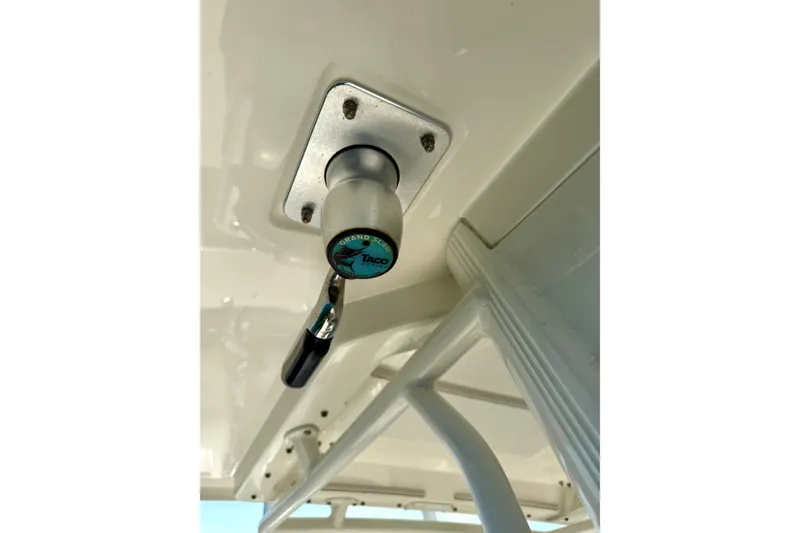 Slide: The Image of Boston Whaler 270 Dauntless 2017 boat handle with Taco Grand Slam branding. - 30
