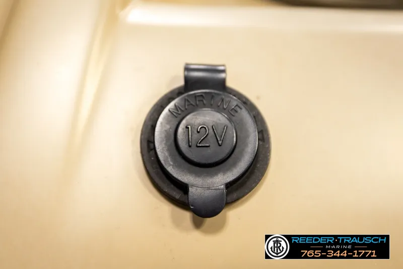 Slide: The Image of 12V marine power outlet on 2018 Bennington SX RF boat. - 33