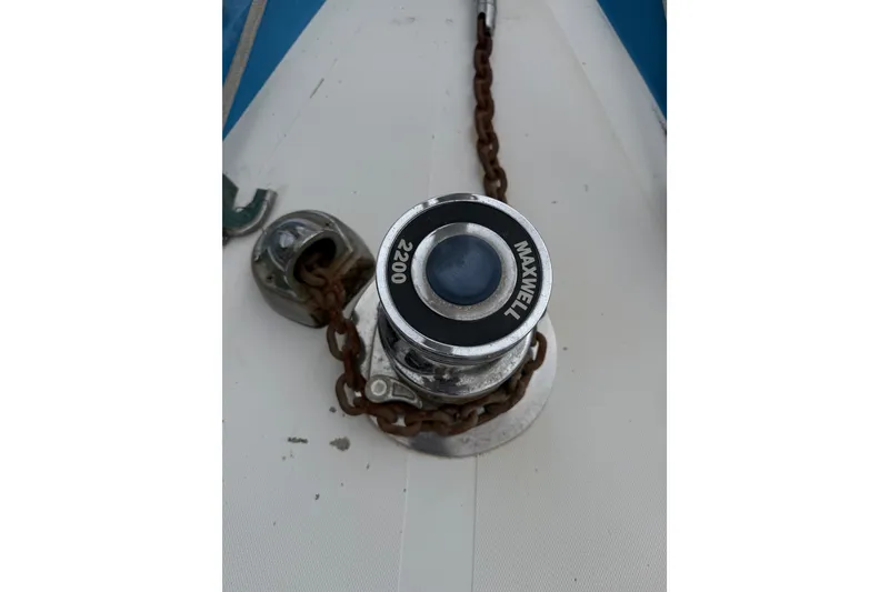 Slide: The Image of Maxwell 2200 windlass on Spencer 53 yacht, 1974 model, with anchor chain. - 61
