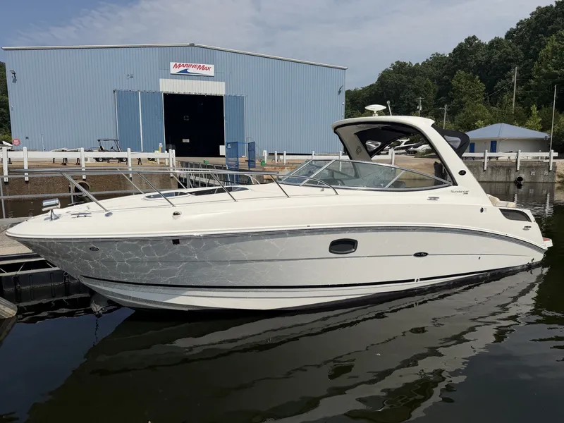 Slide: The Image of Sea Ray Sundancer 310 2012 - 0