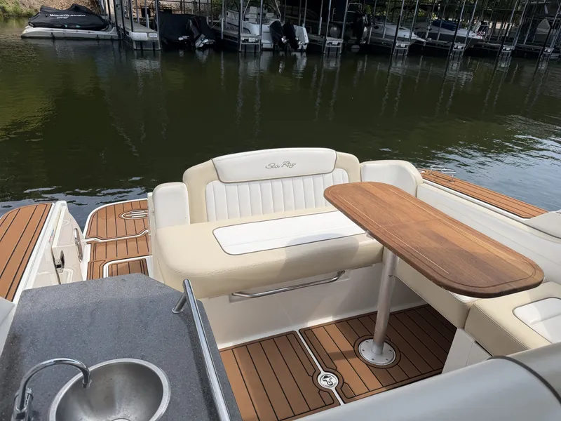 Slide: The Image of Sea Ray Sundancer 310 2012 - 8