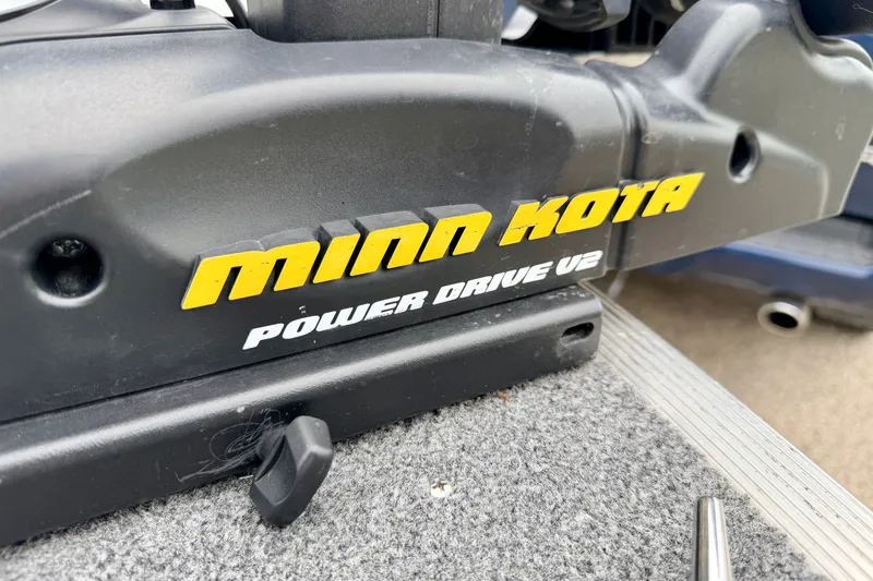 Slide: The Image of Minn Kota Power Drive V2 motor on 1994 Tracker Guide V-14 Riveted Deep V boat. - 31