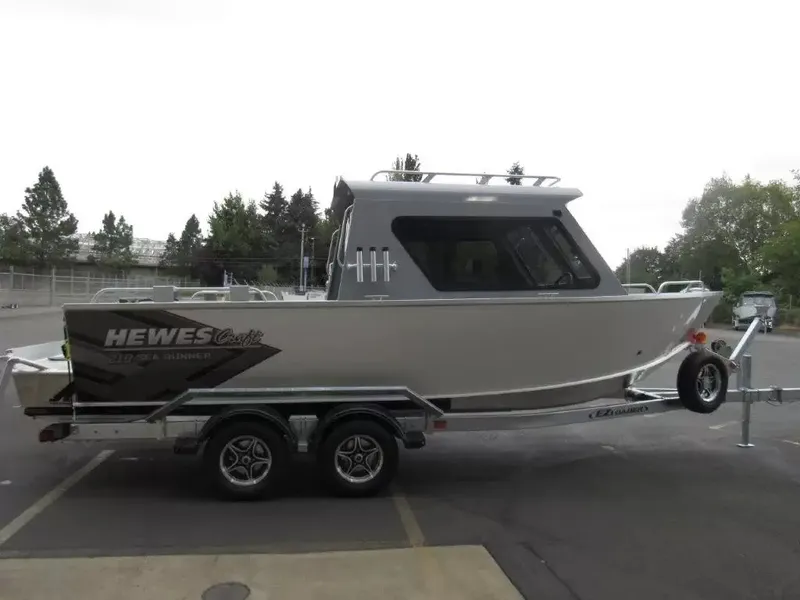 Slide: The Image of Hewescraft 210 Sea Runner Hard Top 2026 - 6