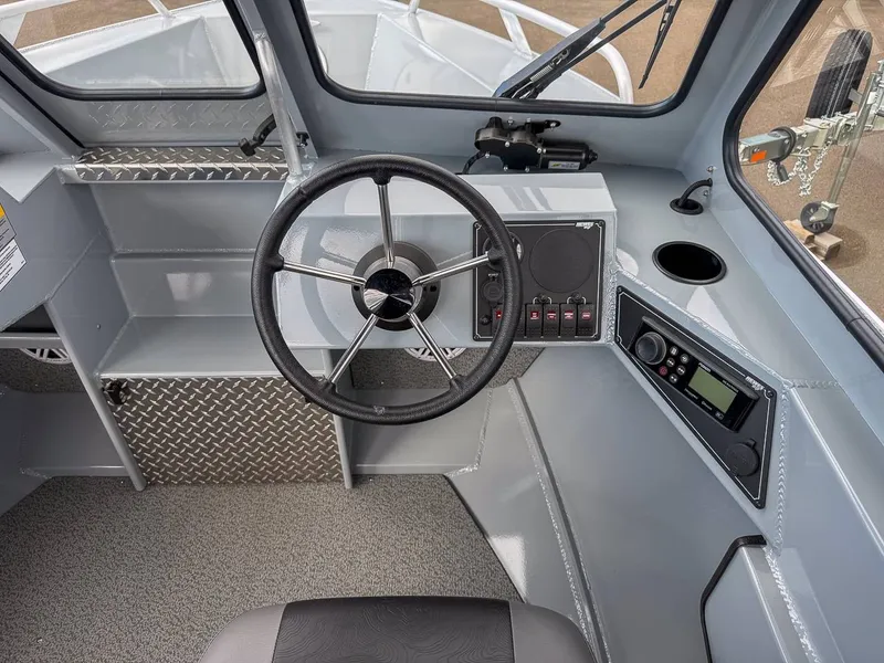 Slide: The Image of Hewescraft 180 Sportsman 2026 - 9