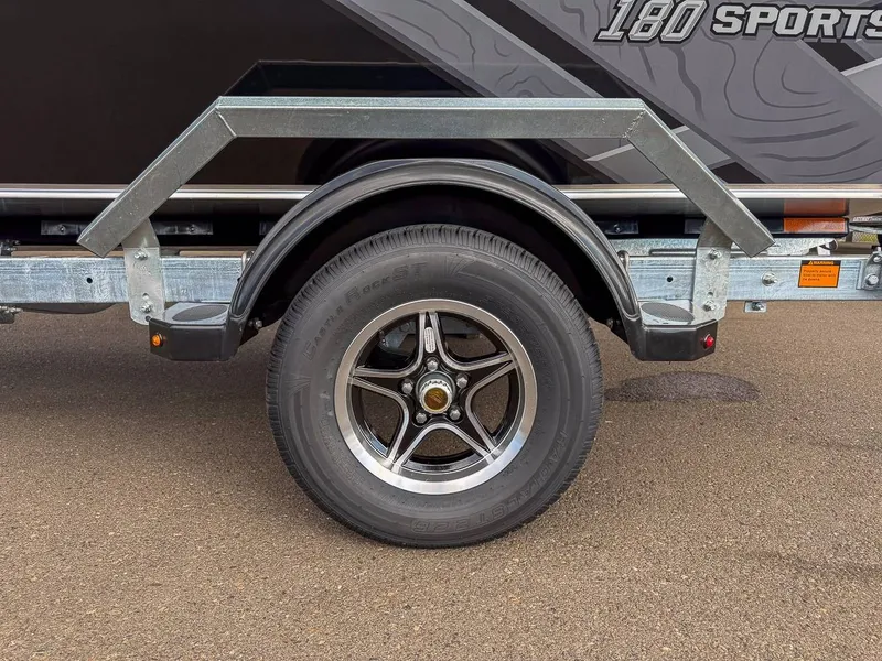 Slide: The Image of Hewescraft 180 Sportsman 2026 - 18
