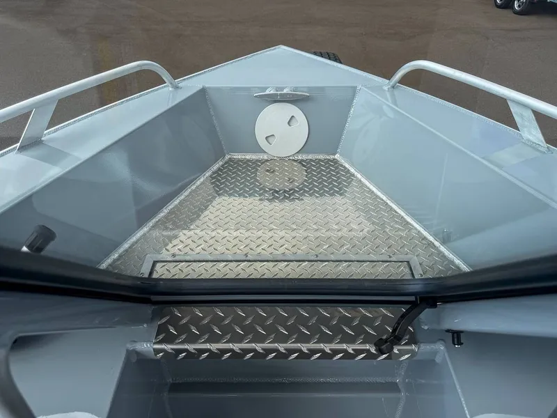 Slide: The Image of Hewescraft 180 Sportsman 2026 - 7
