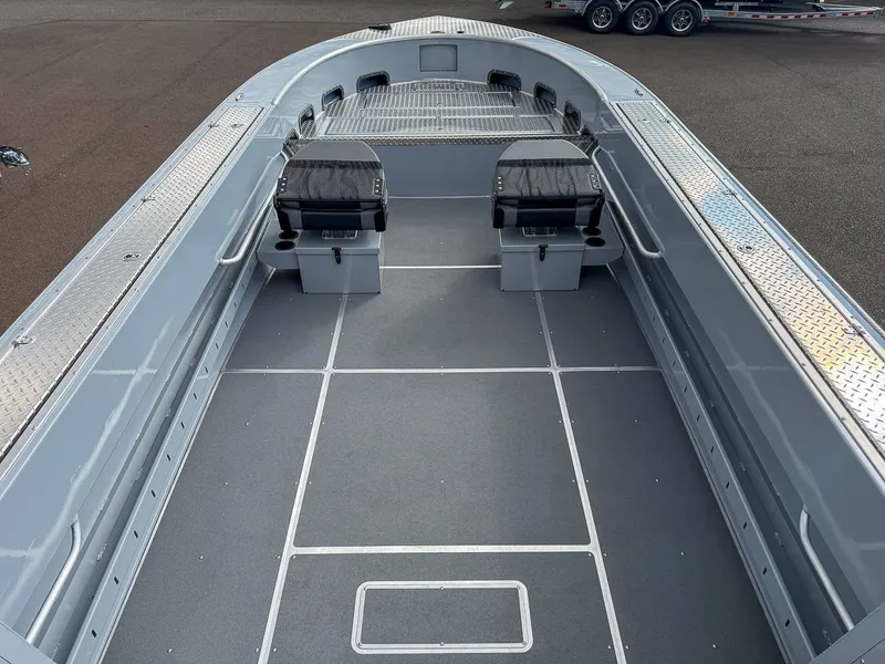 Slide: The Image of Hewescraft 220 Pioneer 2026 - 18