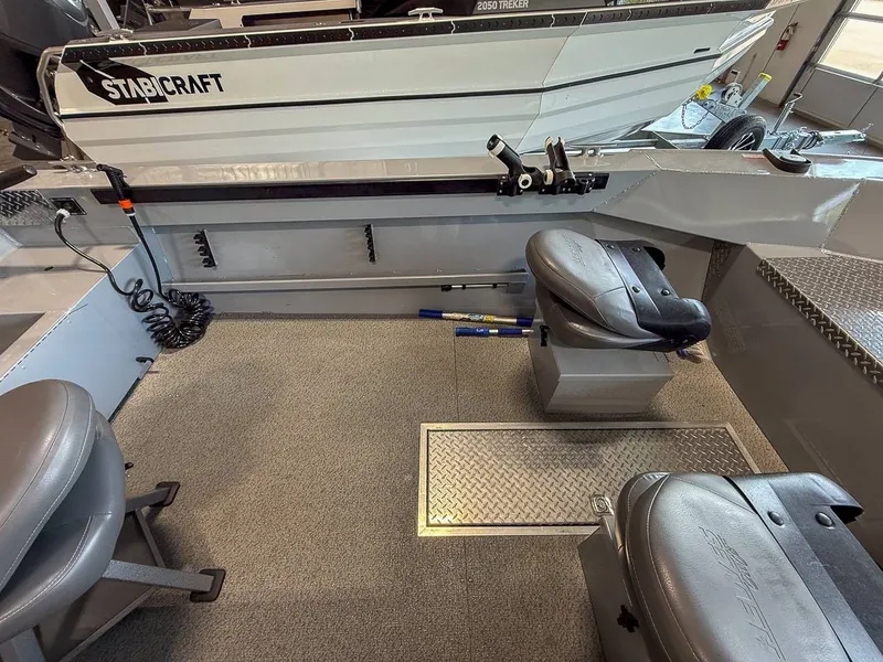 Slide: The Image of Hewescraft 160 Open Fisherman 2021 - 9