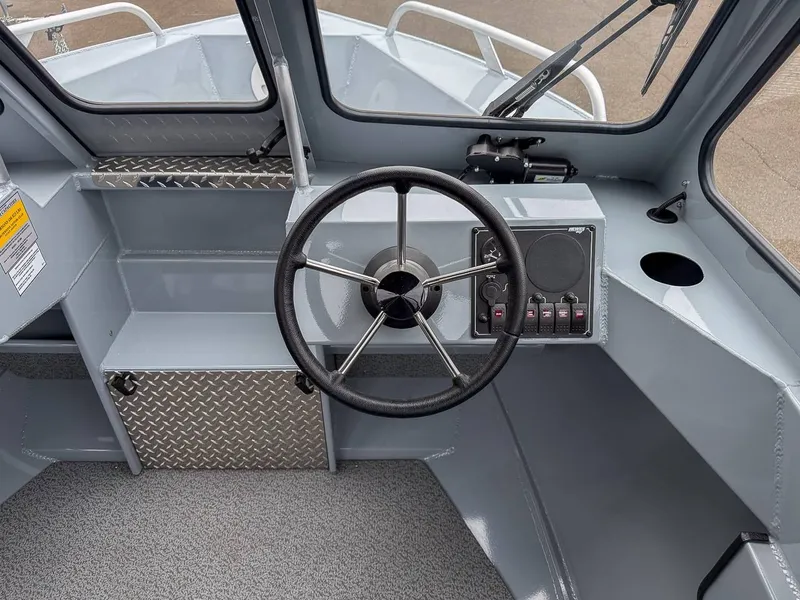 Slide: The Image of Hewescraft 180 Sportsman 2026 - 9