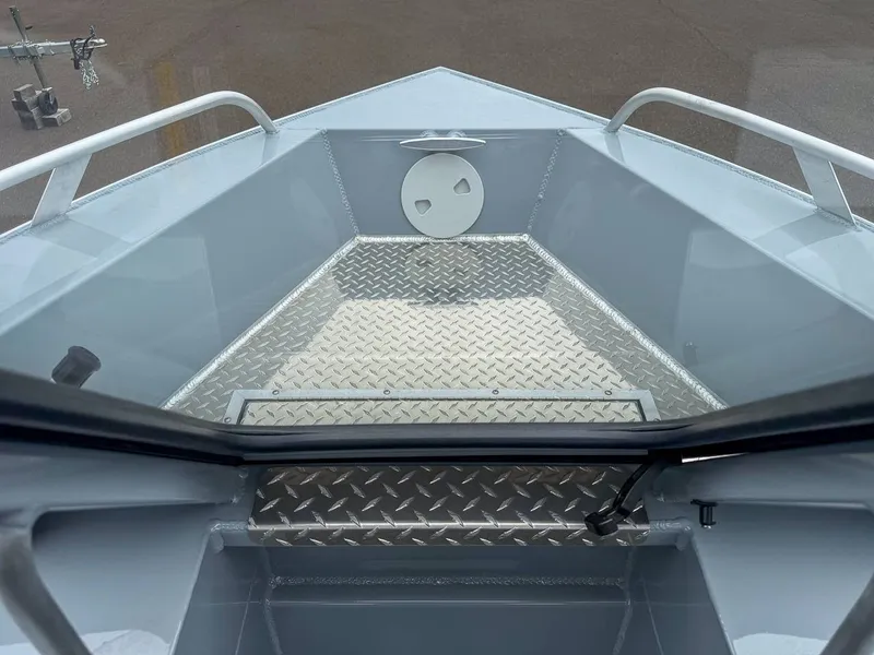 Slide: The Image of Hewescraft 180 Sportsman 2026 - 7