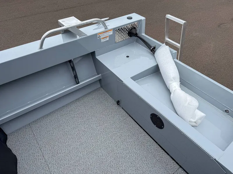 Slide: The Image of Hewescraft 180 Sportsman 2026 - 15