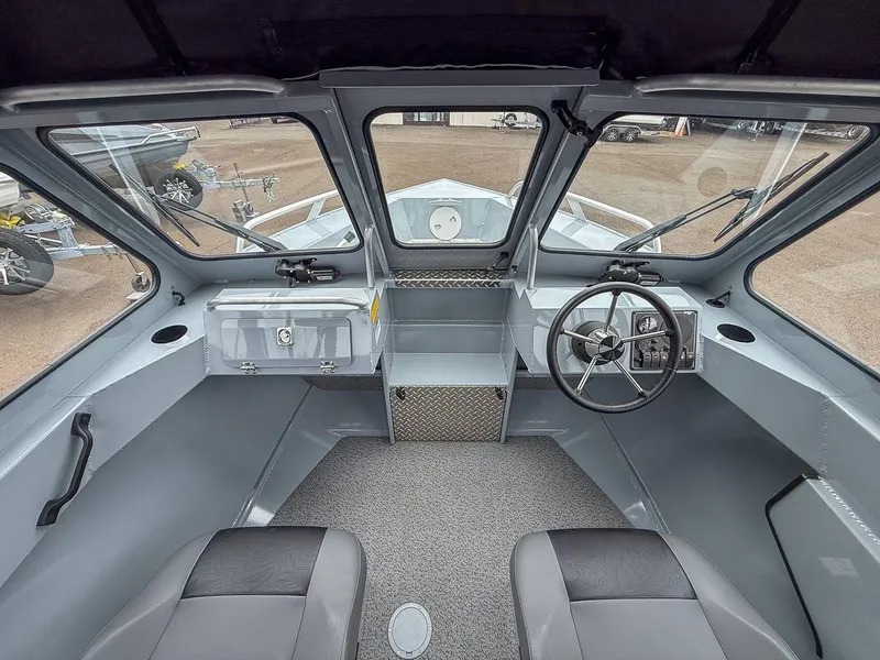 Slide: The Image of Hewescraft 180 Sportsman 2026 - 8