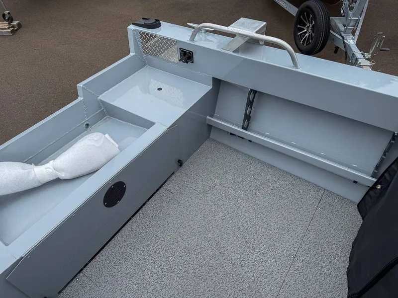 Slide: The Image of Hewescraft 180 Sportsman 2026 - 14